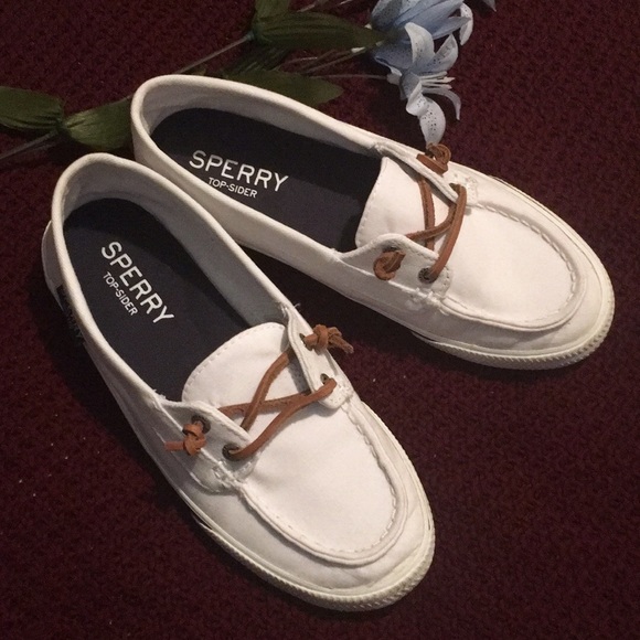 Sperry Shoes - Sperry Top-Sider boat shoes, white, size 6.5!